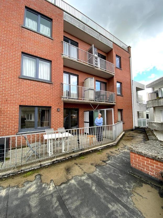 Appart Sympa 6P Avec Garage Et Terrasse Ensoleillee Et Spacieuse A 25M De La Mer Westende Middelkerke Exterior photo