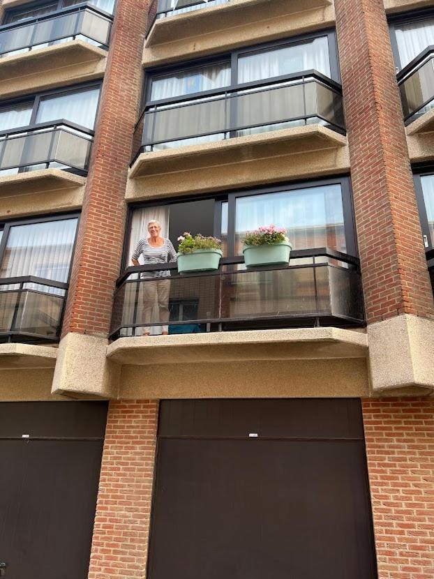 Appart Sympa 6P Avec Garage Et Terrasse Ensoleillee Et Spacieuse A 25M De La Mer Westende Middelkerke Exterior photo
